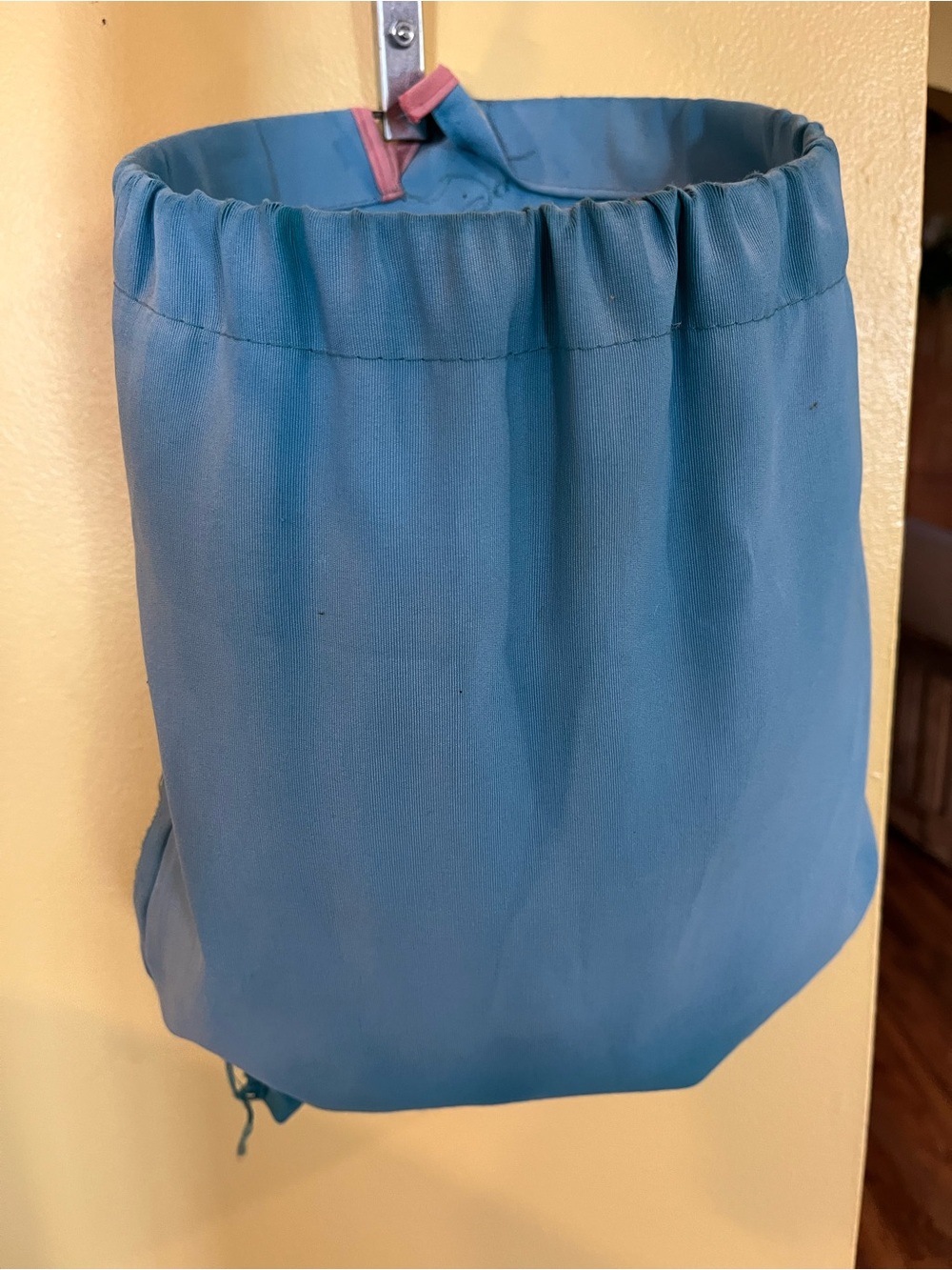 Vintage Clothes Pin Holder READ